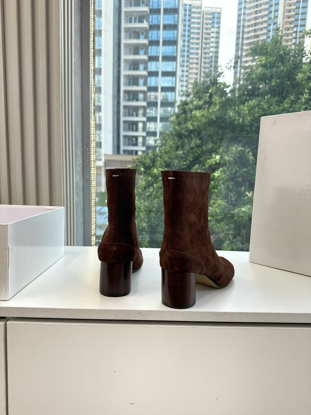 G077顶级品质Maison Margiel秋冬新款tabi分趾靴切尔西短靴 tabi分趾靴mm6夹趾鞋马吉拉分趾靴,牛 G077顶级品质Maison Margiel秋冬新款tabi分趾靴切尔西短靴 tabi分趾靴mm6夹趾鞋马吉拉分趾靴,牛