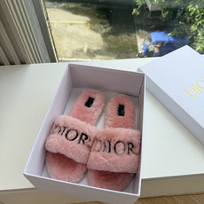 G087所见即所得Dior/迪奥白色刺绣条纹logo加绒毛里一字平底拖鞋秋冬新款羊毛拖鞋 让我重新爱了它一次!这季节美 G087所见即所得Dior/迪奥白色刺绣条纹logo加绒毛里一字平底拖鞋秋冬新款羊毛拖鞋 让我重新爱了它一次!这季节美