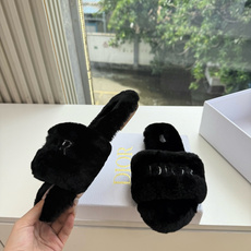 G087所见即所得Dior/迪奥白色刺绣条纹logo加绒毛里一字平底拖鞋秋冬新款羊毛拖鞋 让我重新爱了它一次!这季节美 G087所见即所得Dior/迪奥白色刺绣条纹logo加绒毛里一字平底拖鞋秋冬新款羊毛拖鞋 让我重新爱了它一次!这季节美
