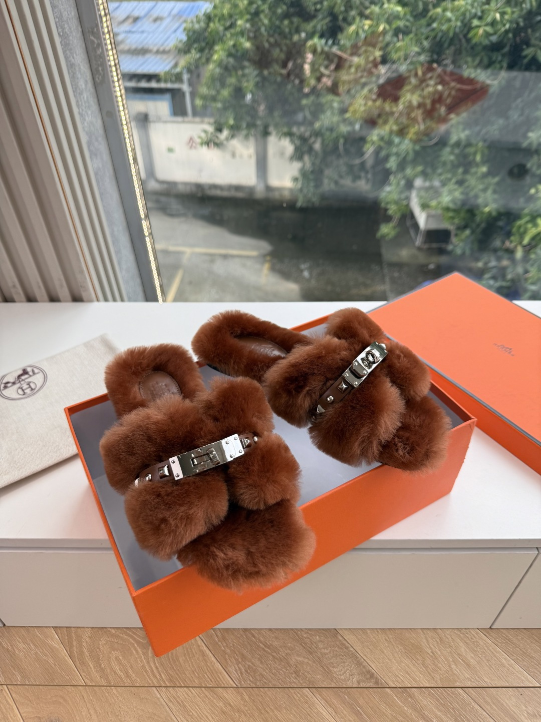 G087代购级别hermes爱马仕二舅毛拖常年做货新款新色官网、小红书同步最新配色爱马仕爆款火热上线,做工升级版,高品质 G087代购级别hermes爱马仕二舅毛拖常年做货新款新色官网、小红书同步最新配色爱马仕爆款火热上线,做工升级版,高品质