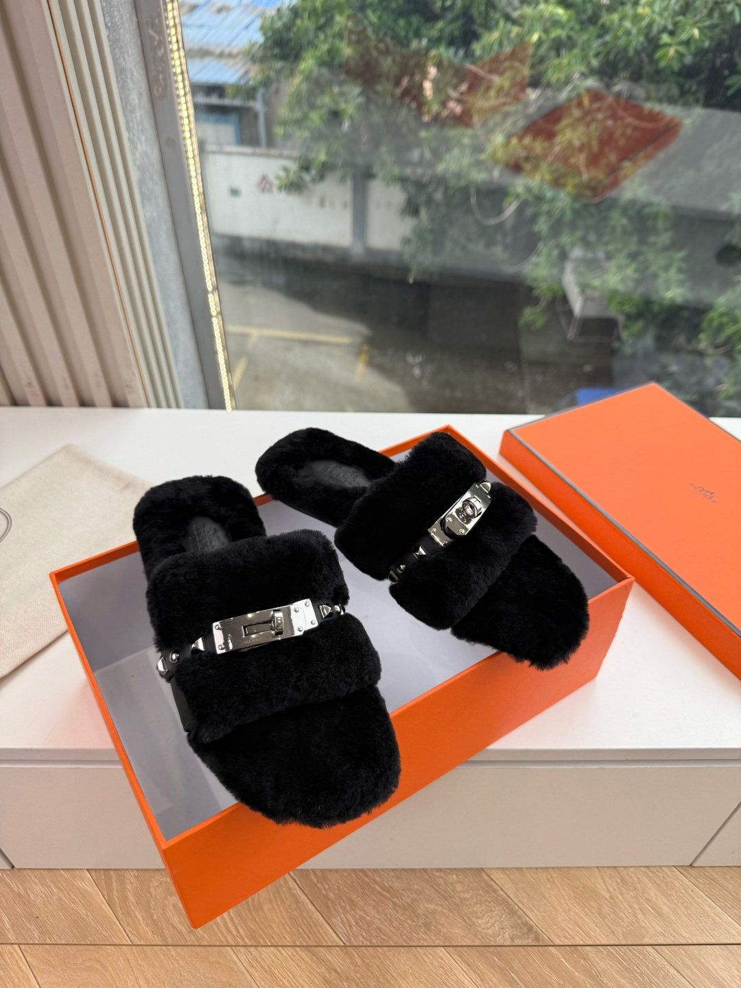 G087代购级别hermes爱马仕二舅毛拖常年做货新款新色官网、小红书同步最新配色爱马仕爆款火热上线,做工升级版,高品质 G087代购级别hermes爱马仕二舅毛拖常年做货新款新色官网、小红书同步最新配色爱马仕爆款火热上线,做工升级版,高品质