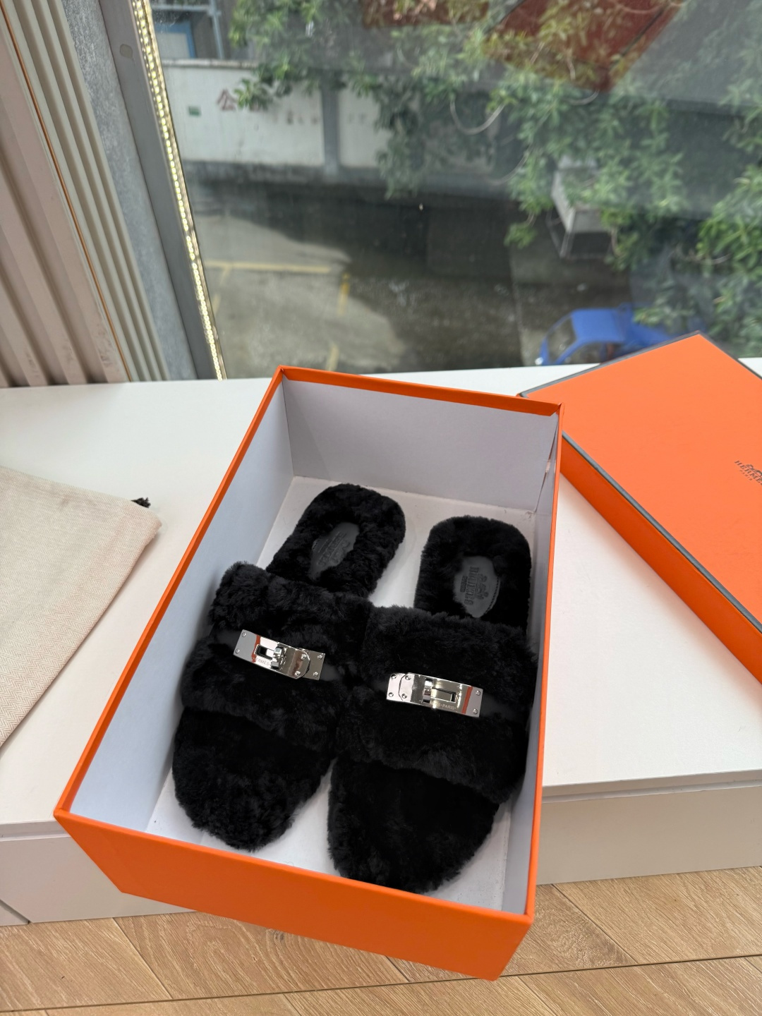 G087代购级别hermes爱马仕二舅毛拖常年做货新款新色官网、小红书同步最新配色爱马仕爆款火热上线,做工升级版,高品质 G087代购级别hermes爱马仕二舅毛拖常年做货新款新色官网、小红书同步最新配色爱马仕爆款火热上线,做工升级版,高品质