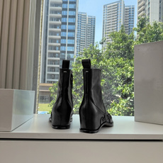 G223顶级品质Maison Margiel秋冬新款西部牛仔短靴mm6夹趾鞋马吉拉切尔西靴, 🔥太好看了,经典的分趾设计 G223顶级品质Maison Margiel秋冬新款西部牛仔短靴mm6夹趾鞋马吉拉切尔西靴, 🔥太好看了,经典的分趾设计