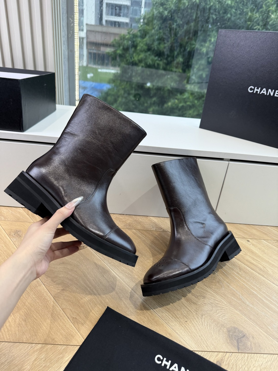 真皮皮➕20米，下单注明鞋底材质[微笑]G238高版CHANEL香奈儿*小香秋冬新款切尔西靴库靴这款骑士靴真的是帅气时尚