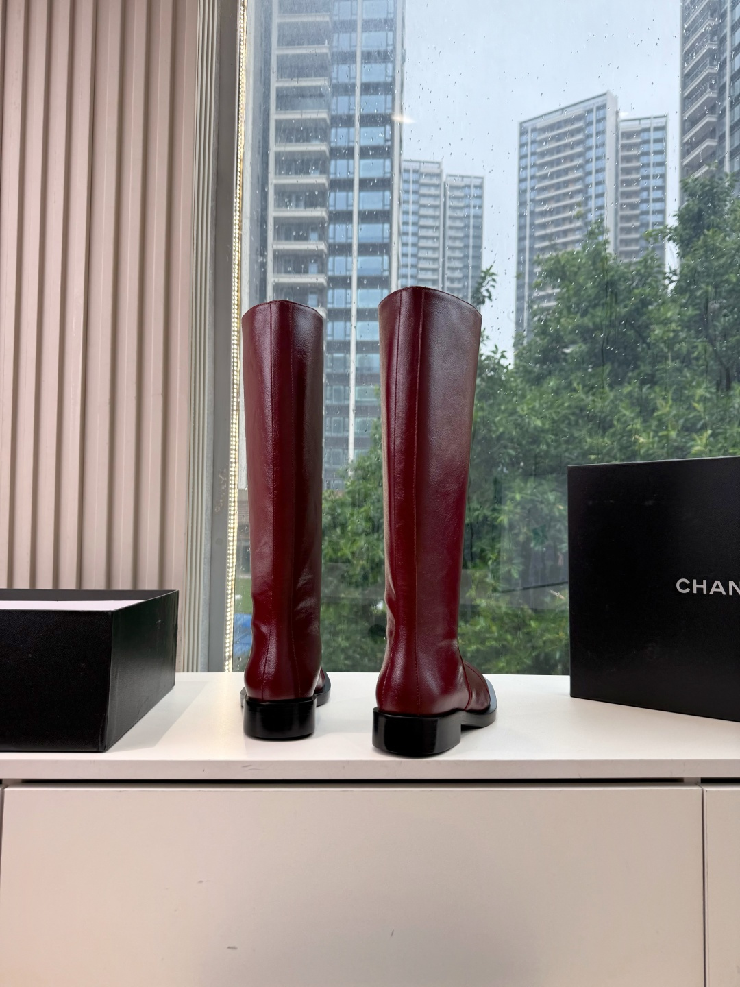 真皮皮➕20米，下单注明鞋底材质[微笑]G238高版CHANEL香奈儿*小香秋冬新款骑士靴库靴这款骑士靴真的是帅气时尚的