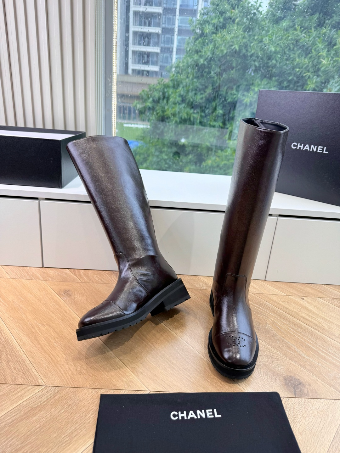 真皮皮➕20米，下单注明鞋底材质[微笑]G238高版CHANEL香奈儿*小香秋冬新款骑士靴库靴这款骑士靴真的是帅气时尚的