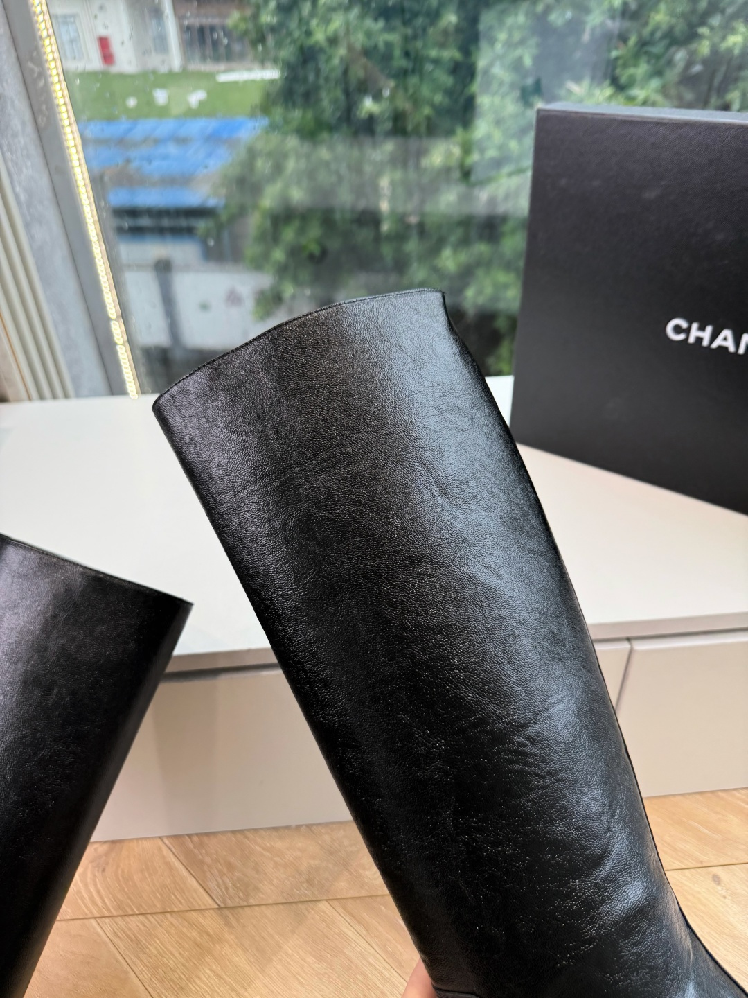 真皮皮➕20米，下单注明鞋底材质[微笑]G238高版CHANEL香奈儿*小香秋冬新款骑士靴库靴这款骑士靴真的是帅气时尚的