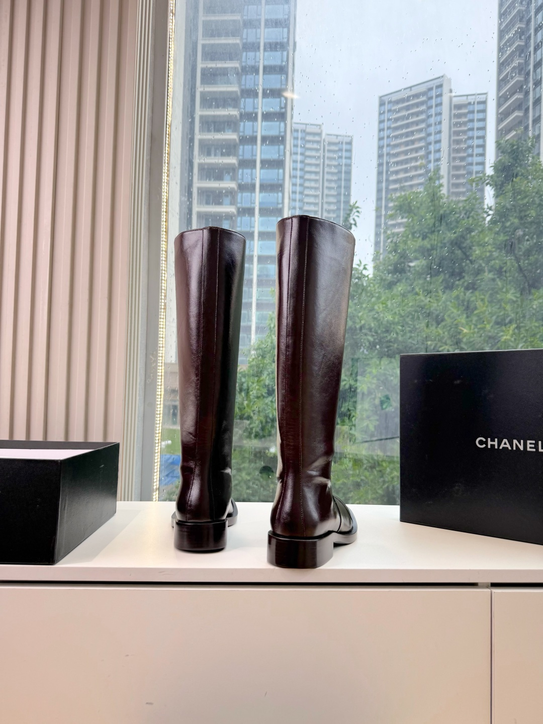 真皮皮➕20米，下单注明鞋底材质[微笑]G238高版CHANEL香奈儿*小香秋冬新款骑士靴库靴这款骑士靴真的是帅气时尚的