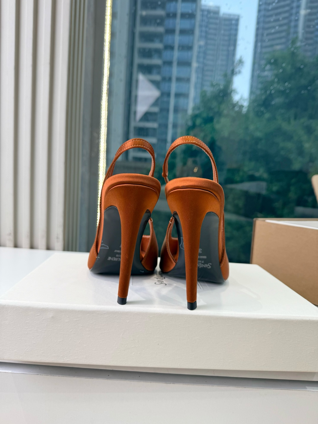 G288顶级品质Saint Laurent / 圣罗兰新款凉鞋尖头高跟鞋YSL姐姐的美丽尤物高跟鞋 又是人间圣罗兰 Ro