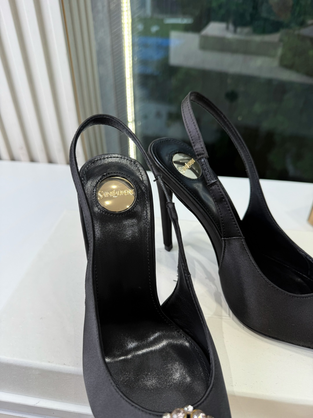 G288顶级品质Saint Laurent / 圣罗兰新款凉鞋尖头高跟鞋YSL姐姐的美丽尤物高跟鞋 又是人间圣罗兰 Ro G288顶级品质Saint Laurent / 圣罗兰新款凉鞋尖头高跟鞋YSL姐姐的美丽尤物高跟鞋 又是人间圣罗兰 Ro