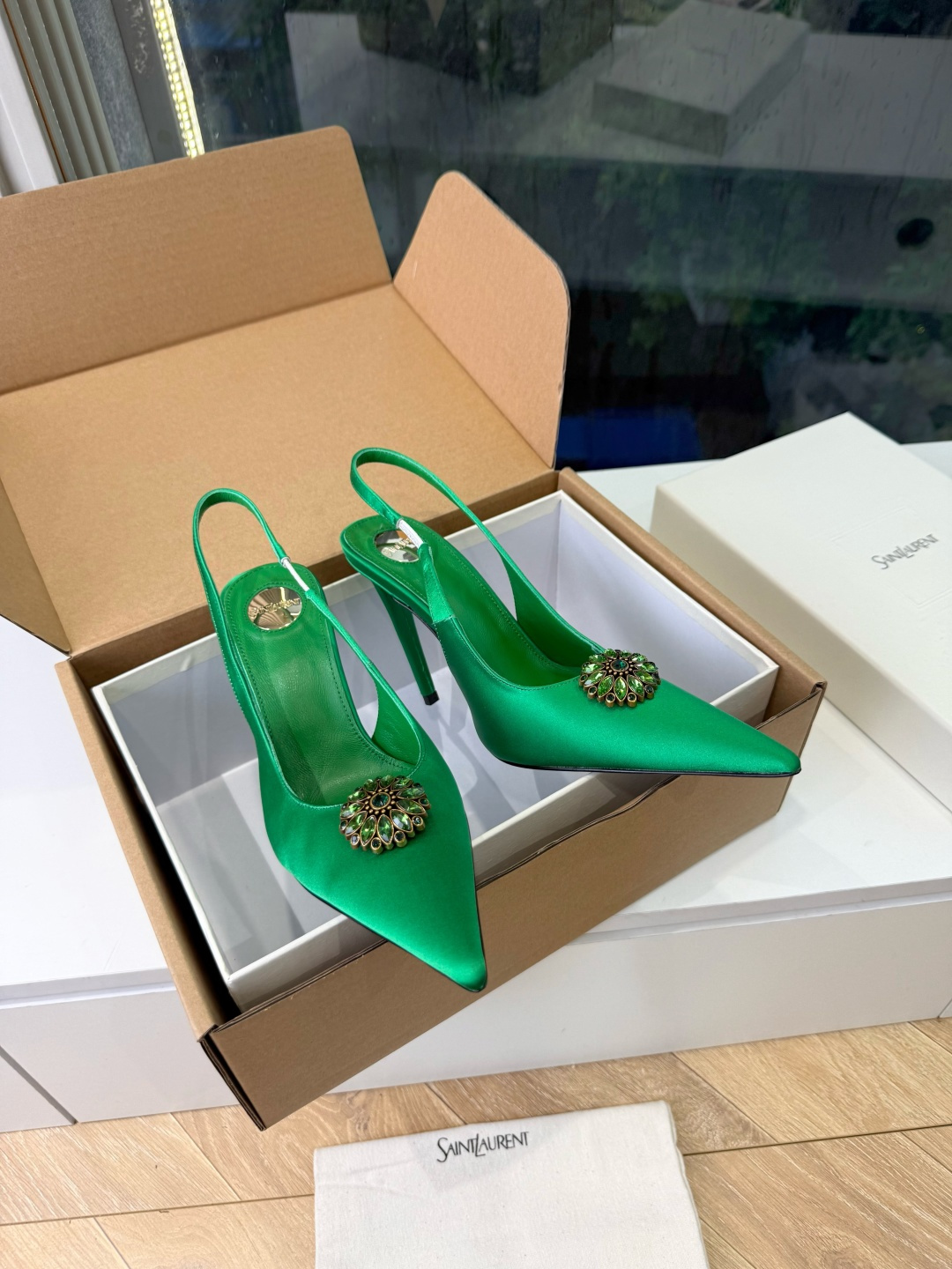 G288顶级品质Saint Laurent / 圣罗兰新款凉鞋尖头高跟鞋YSL姐姐的美丽尤物高跟鞋 又是人间圣罗兰 Ro G288顶级品质Saint Laurent / 圣罗兰新款凉鞋尖头高跟鞋YSL姐姐的美丽尤物高跟鞋 又是人间圣罗兰 Ro