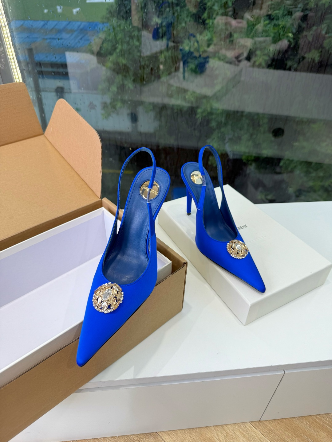 G288顶级品质Saint Laurent / 圣罗兰新款凉鞋尖头高跟鞋YSL姐姐的美丽尤物高跟鞋 又是人间圣罗兰 Ro G288顶级品质Saint Laurent / 圣罗兰新款凉鞋尖头高跟鞋YSL姐姐的美丽尤物高跟鞋 又是人间圣罗兰 Ro