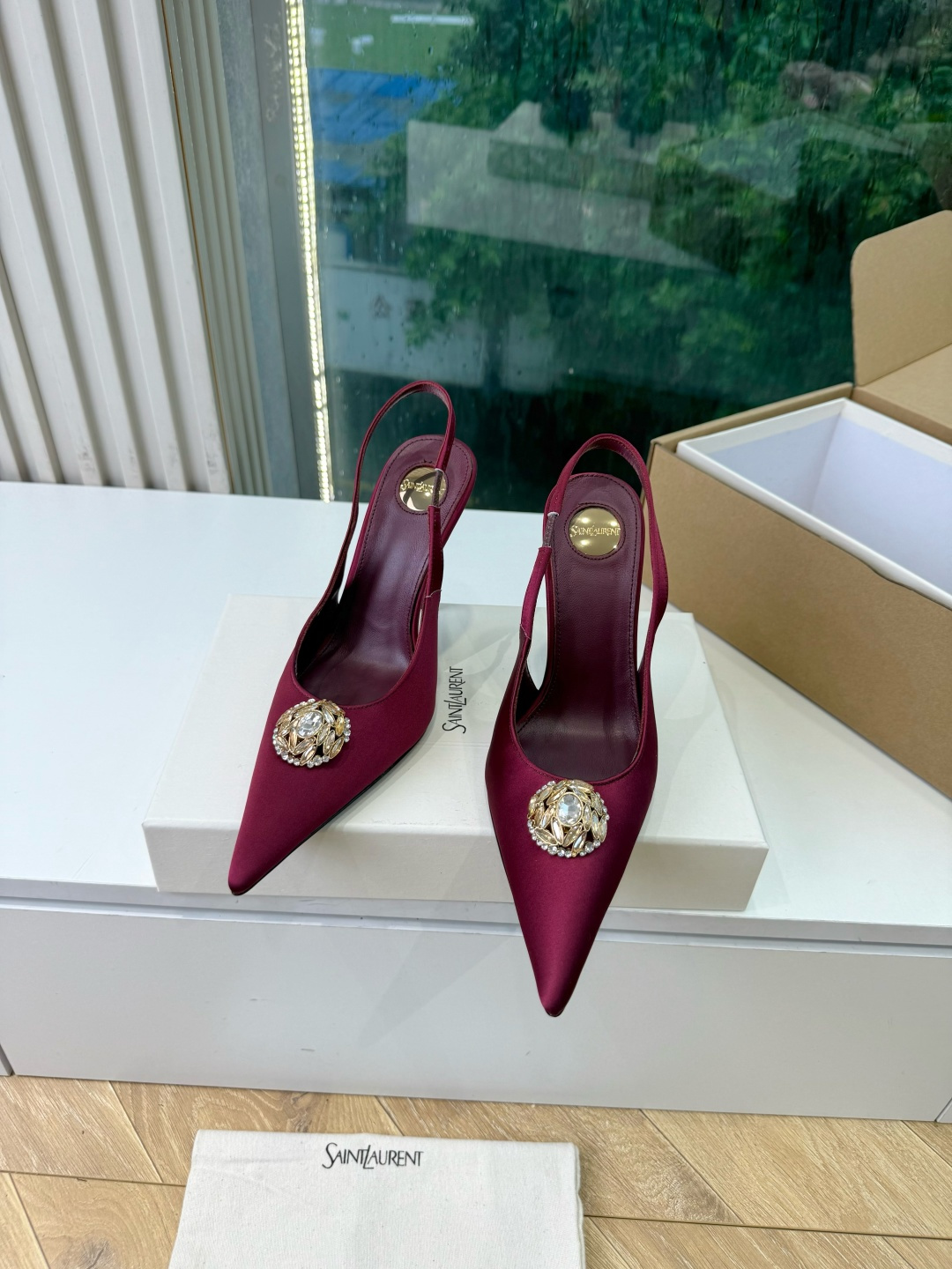 G288顶级品质Saint Laurent / 圣罗兰新款凉鞋尖头高跟鞋YSL姐姐的美丽尤物高跟鞋 又是人间圣罗兰 Ro G288顶级品质Saint Laurent / 圣罗兰新款凉鞋尖头高跟鞋YSL姐姐的美丽尤物高跟鞋 又是人间圣罗兰 Ro
