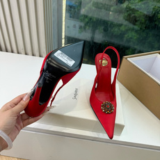 G288顶级品质Saint Laurent / 圣罗兰新款凉鞋尖头高跟鞋YSL姐姐的美丽尤物高跟鞋 又是人间圣罗兰 Ro G288顶级品质Saint Laurent / 圣罗兰新款凉鞋尖头高跟鞋YSL姐姐的美丽尤物高跟鞋 又是人间圣罗兰 Ro