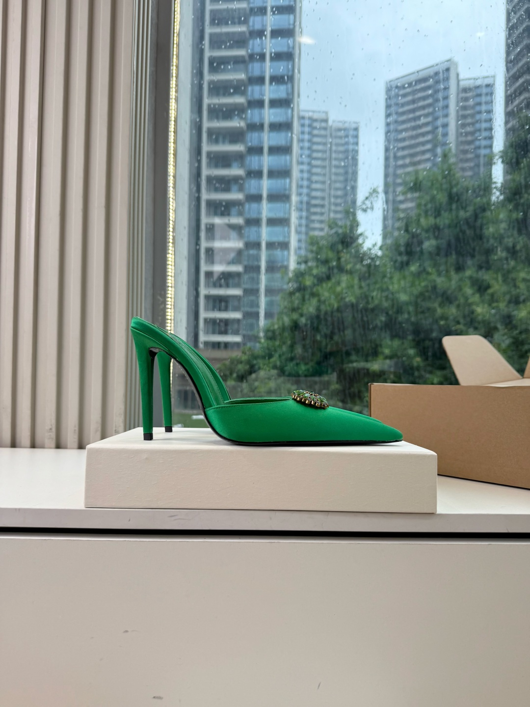 G288顶级品质Saint Laurent / 圣罗兰新款凉鞋尖头高跟鞋YSL姐姐的美丽尤物高跟鞋 又是人间圣罗兰 Ro G288顶级品质Saint Laurent / 圣罗兰新款凉鞋尖头高跟鞋YSL姐姐的美丽尤物高跟鞋 又是人间圣罗兰 Ro