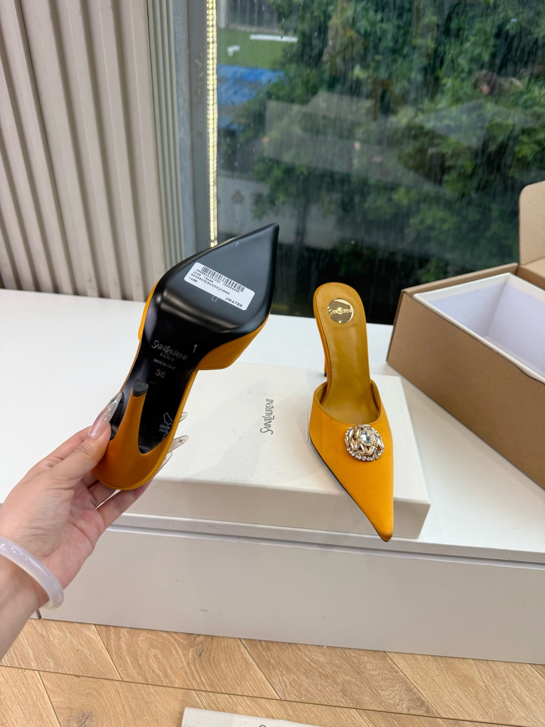 G288顶级品质Saint Laurent / 圣罗兰新款凉鞋尖头高跟鞋YSL姐姐的美丽尤物高跟鞋 又是人间圣罗兰 Ro G288顶级品质Saint Laurent / 圣罗兰新款凉鞋尖头高跟鞋YSL姐姐的美丽尤物高跟鞋 又是人间圣罗兰 Ro