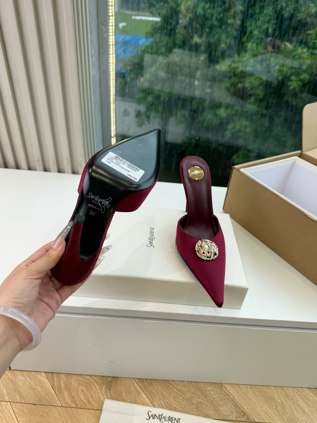 G288顶级品质Saint Laurent / 圣罗兰新款凉鞋尖头高跟鞋YSL姐姐的美丽尤物高跟鞋 又是人间圣罗兰 Ro G288顶级品质Saint Laurent / 圣罗兰新款凉鞋尖头高跟鞋YSL姐姐的美丽尤物高跟鞋 又是人间圣罗兰 Ro