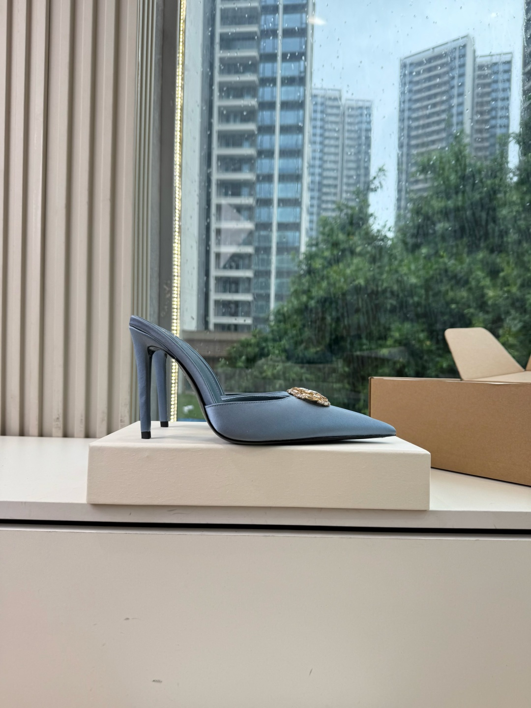 G288顶级品质Saint Laurent / 圣罗兰新款凉鞋尖头高跟鞋YSL姐姐的美丽尤物高跟鞋 又是人间圣罗兰 Ro G288顶级品质Saint Laurent / 圣罗兰新款凉鞋尖头高跟鞋YSL姐姐的美丽尤物高跟鞋 又是人间圣罗兰 Ro