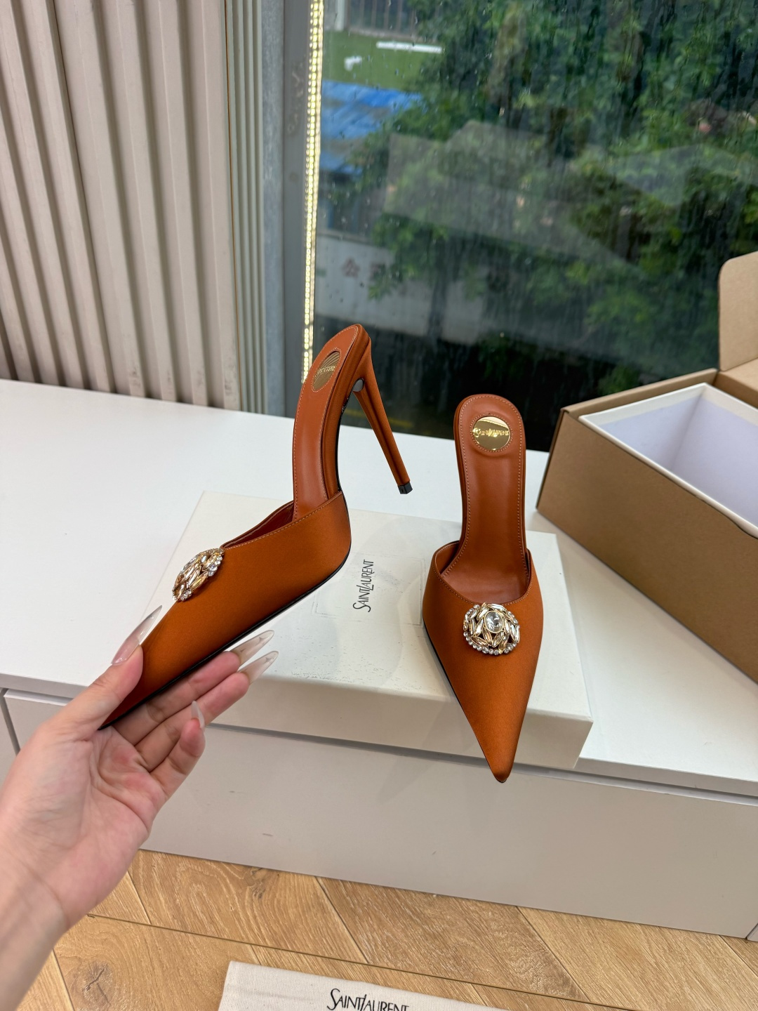 G288顶级品质Saint Laurent / 圣罗兰新款凉鞋尖头高跟鞋YSL姐姐的美丽尤物高跟鞋 又是人间圣罗兰 Ro G288顶级品质Saint Laurent / 圣罗兰新款凉鞋尖头高跟鞋YSL姐姐的美丽尤物高跟鞋 又是人间圣罗兰 Ro