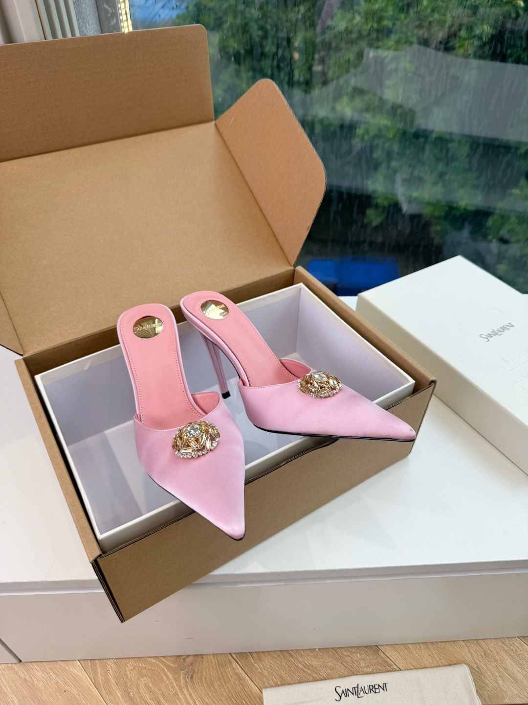 G288顶级品质Saint Laurent / 圣罗兰新款凉鞋尖头高跟鞋YSL姐姐的美丽尤物高跟鞋 又是人间圣罗兰 Ro G288顶级品质Saint Laurent / 圣罗兰新款凉鞋尖头高跟鞋YSL姐姐的美丽尤物高跟鞋 又是人间圣罗兰 Ro