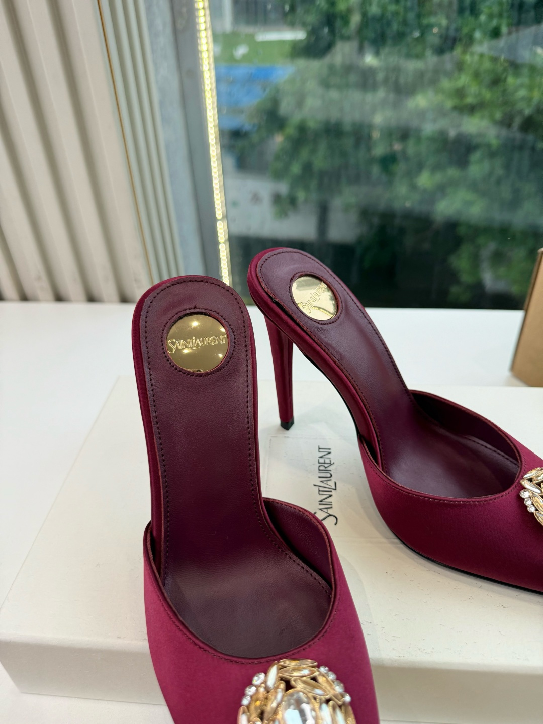 G288顶级品质Saint Laurent / 圣罗兰新款凉鞋尖头高跟鞋YSL姐姐的美丽尤物高跟鞋 又是人间圣罗兰 Ro G288顶级品质Saint Laurent / 圣罗兰新款凉鞋尖头高跟鞋YSL姐姐的美丽尤物高跟鞋 又是人间圣罗兰 Ro