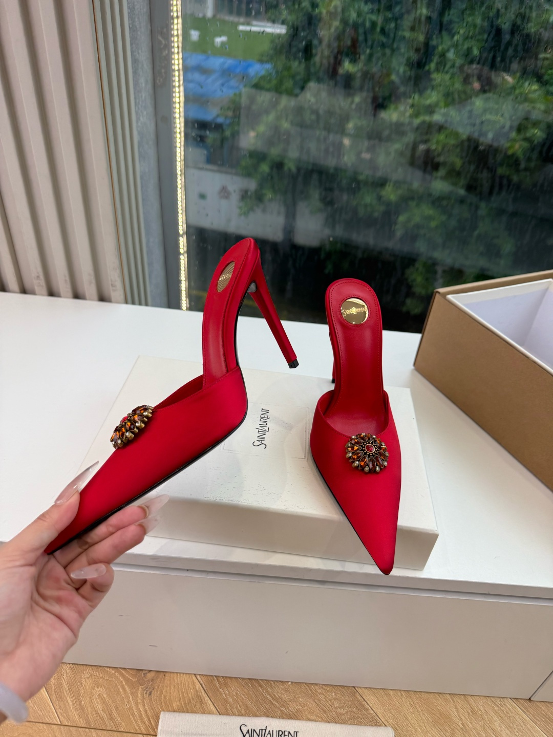G288顶级品质Saint Laurent / 圣罗兰新款凉鞋尖头高跟鞋YSL姐姐的美丽尤物高跟鞋 又是人间圣罗兰 Ro G288顶级品质Saint Laurent / 圣罗兰新款凉鞋尖头高跟鞋YSL姐姐的美丽尤物高跟鞋 又是人间圣罗兰 Ro