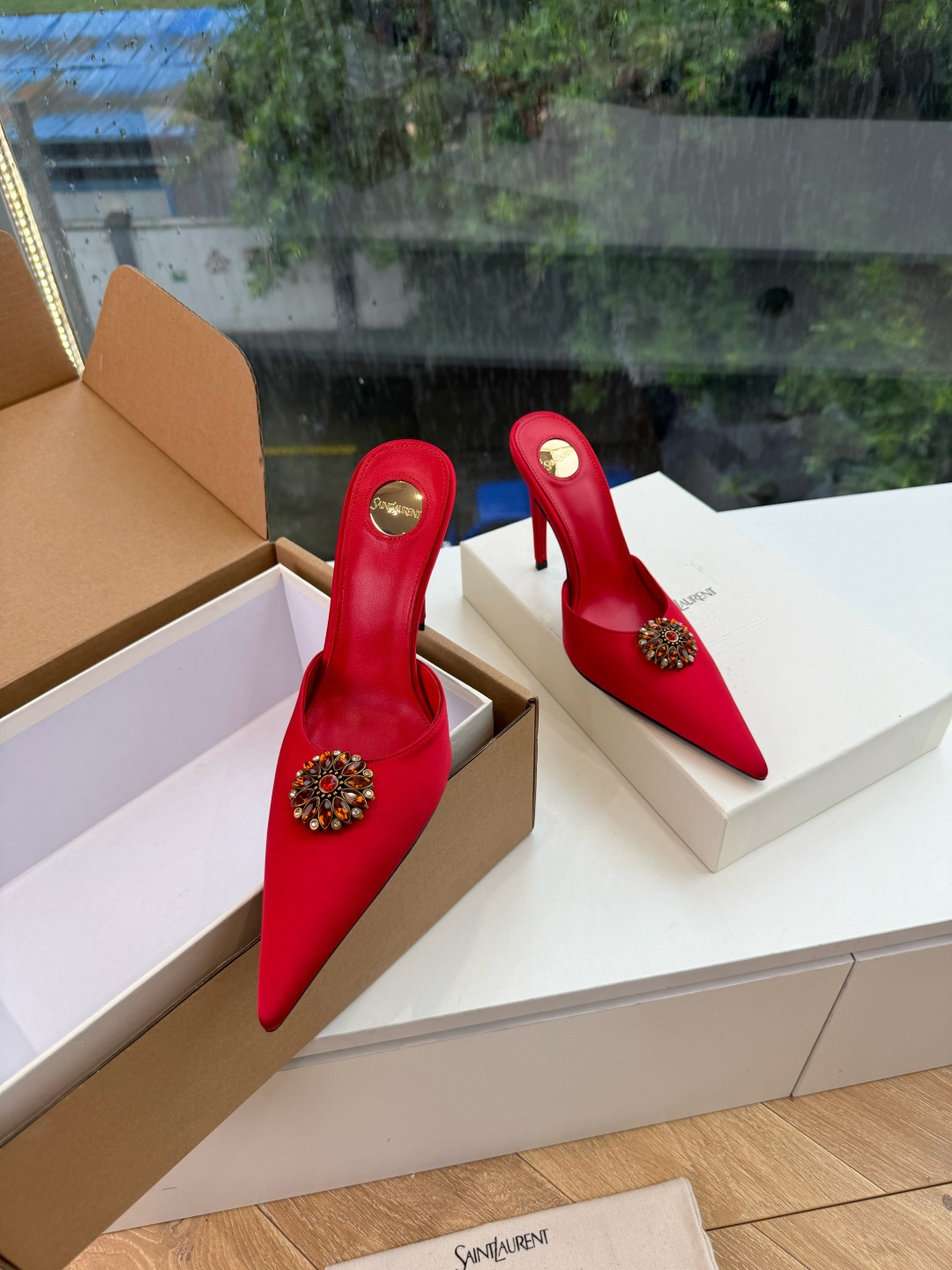 G288顶级品质Saint Laurent / 圣罗兰新款凉鞋尖头高跟鞋YSL姐姐的美丽尤物高跟鞋 又是人间圣罗兰 Ro G288顶级品质Saint Laurent / 圣罗兰新款凉鞋尖头高跟鞋YSL姐姐的美丽尤物高跟鞋 又是人间圣罗兰 Ro