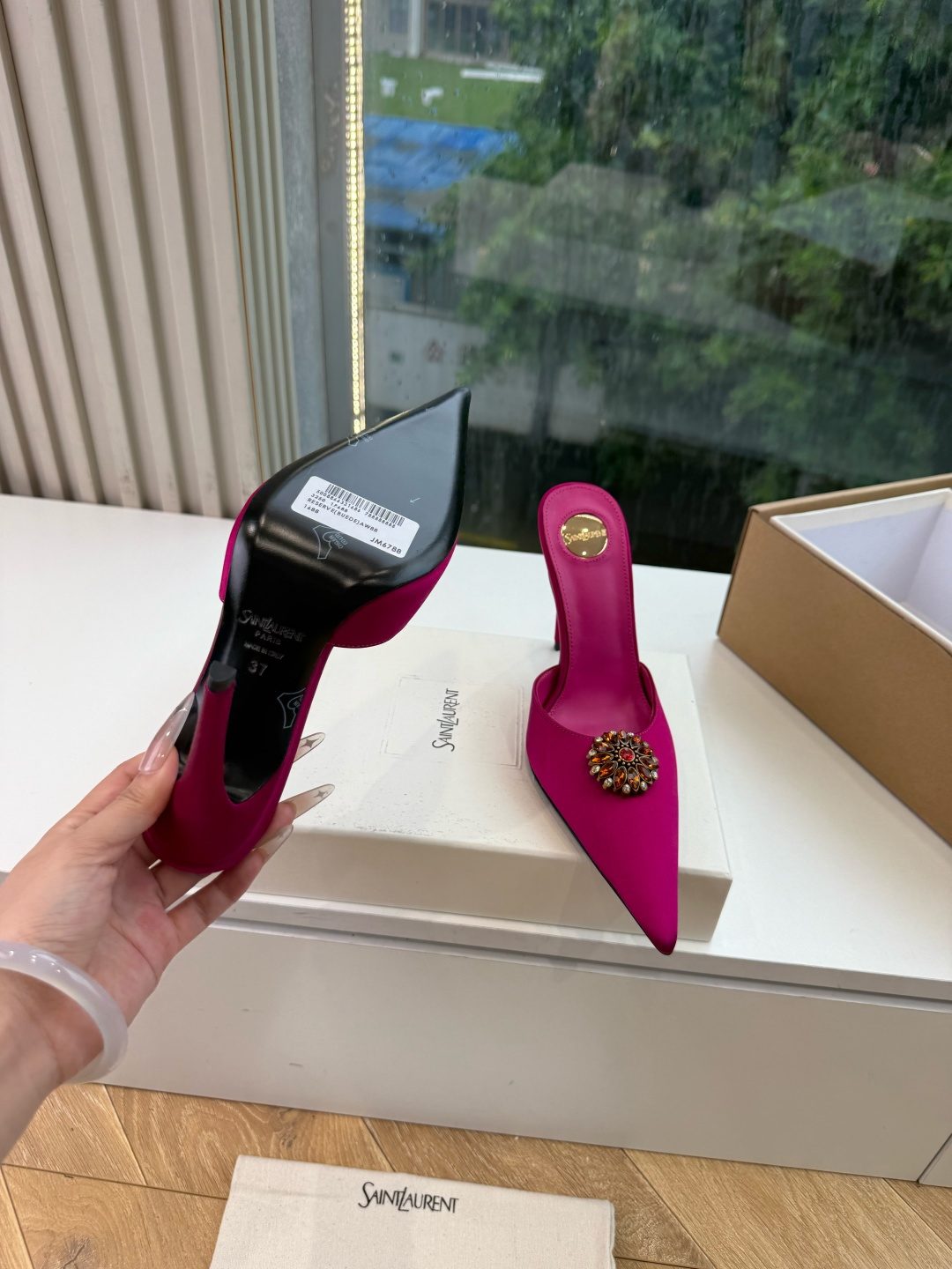 G288顶级品质Saint Laurent / 圣罗兰新款凉鞋尖头高跟鞋YSL姐姐的美丽尤物高跟鞋 又是人间圣罗兰 Ro G288顶级品质Saint Laurent / 圣罗兰新款凉鞋尖头高跟鞋YSL姐姐的美丽尤物高跟鞋 又是人间圣罗兰 Ro