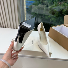 G288顶级品质Saint Laurent / 圣罗兰新款单鞋尖头高跟鞋YSL姐姐的美丽尤物高跟鞋 又是人间圣罗兰 Ro G288顶级品质Saint Laurent / 圣罗兰新款单鞋尖头高跟鞋YSL姐姐的美丽尤物高跟鞋 又是人间圣罗兰 Ro
