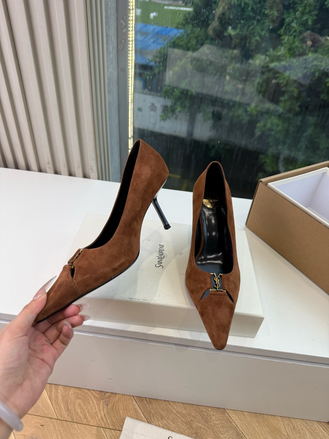 G288顶级品质Saint Laurent / 圣罗兰新款单鞋尖头高跟鞋YSL姐姐的美丽尤物高跟鞋 又是人间圣罗兰 Ro G288顶级品质Saint Laurent / 圣罗兰新款单鞋尖头高跟鞋YSL姐姐的美丽尤物高跟鞋 又是人间圣罗兰 Ro