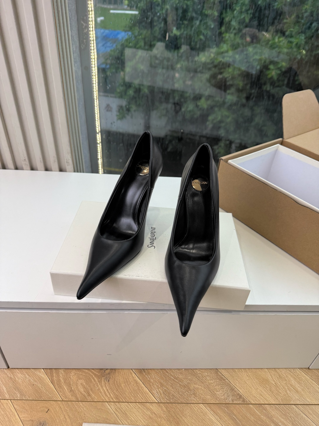 G288顶级品质Saint Laurent / 圣罗兰新款单鞋尖头高跟鞋YSL姐姐的美丽尤物高跟鞋 又是人间圣罗兰 Ro G288顶级品质Saint Laurent / 圣罗兰新款单鞋尖头高跟鞋YSL姐姐的美丽尤物高跟鞋 又是人间圣罗兰 Ro