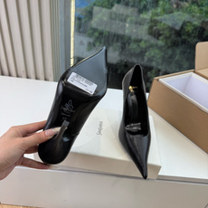 G288顶级品质Saint Laurent / 圣罗兰新款单鞋尖头高跟鞋YSL姐姐的美丽尤物高跟鞋 又是人间圣罗兰 Ro G288顶级品质Saint Laurent / 圣罗兰新款单鞋尖头高跟鞋YSL姐姐的美丽尤物高跟鞋 又是人间圣罗兰 Ro