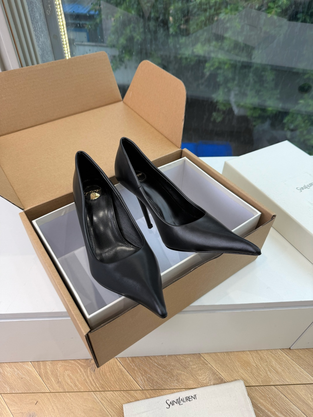 G288顶级品质Saint Laurent / 圣罗兰新款单鞋尖头高跟鞋YSL姐姐的美丽尤物高跟鞋 又是人间圣罗兰 Ro G288顶级品质Saint Laurent / 圣罗兰新款单鞋尖头高跟鞋YSL姐姐的美丽尤物高跟鞋 又是人间圣罗兰 Ro