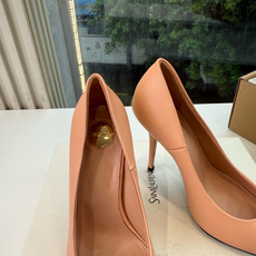G288顶级品质Saint Laurent / 圣罗兰新款单鞋尖头高跟鞋YSL姐姐的美丽尤物高跟鞋 又是人间圣罗兰 Ro G288顶级品质Saint Laurent / 圣罗兰新款单鞋尖头高跟鞋YSL姐姐的美丽尤物高跟鞋 又是人间圣罗兰 Ro