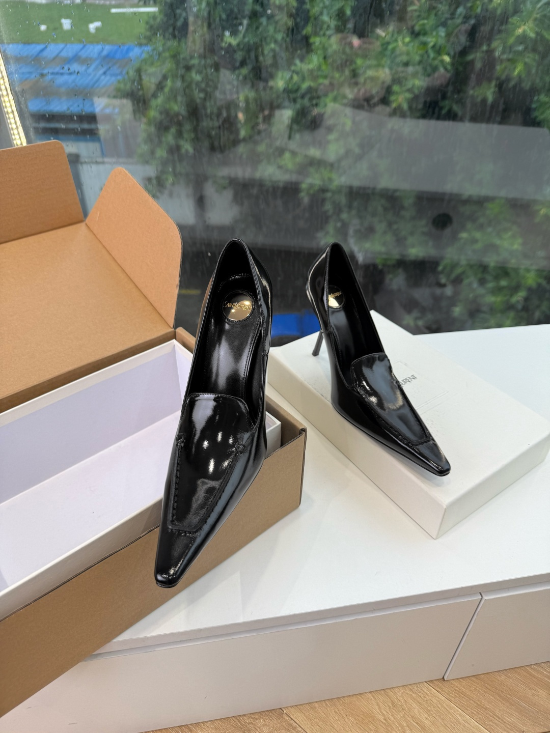 G288顶级品质Saint Laurent / 圣罗兰新款单鞋尖头高跟鞋YSL姐姐的美丽尤物高跟鞋 又是人间圣罗兰 Ro G288顶级品质Saint Laurent / 圣罗兰新款单鞋尖头高跟鞋YSL姐姐的美丽尤物高跟鞋 又是人间圣罗兰 Ro