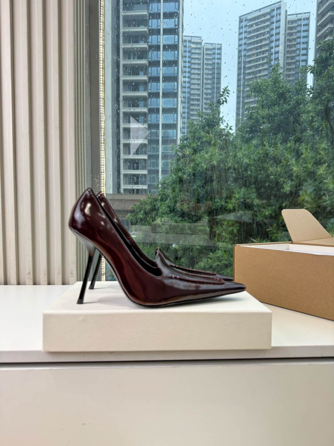 G288顶级品质Saint Laurent / 圣罗兰新款单鞋尖头高跟鞋YSL姐姐的美丽尤物高跟鞋 又是人间圣罗兰 Ro G288顶级品质Saint Laurent / 圣罗兰新款单鞋尖头高跟鞋YSL姐姐的美丽尤物高跟鞋 又是人间圣罗兰 Ro