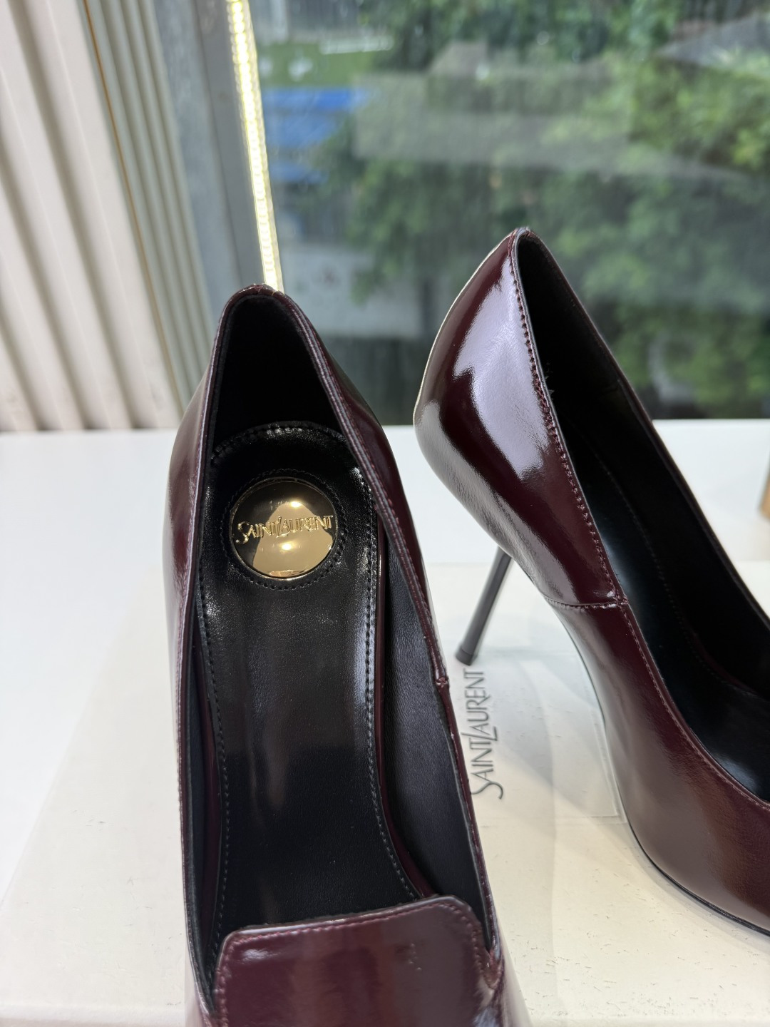G288顶级品质Saint Laurent / 圣罗兰新款单鞋尖头高跟鞋YSL姐姐的美丽尤物高跟鞋 又是人间圣罗兰 Ro G288顶级品质Saint Laurent / 圣罗兰新款单鞋尖头高跟鞋YSL姐姐的美丽尤物高跟鞋 又是人间圣罗兰 Ro