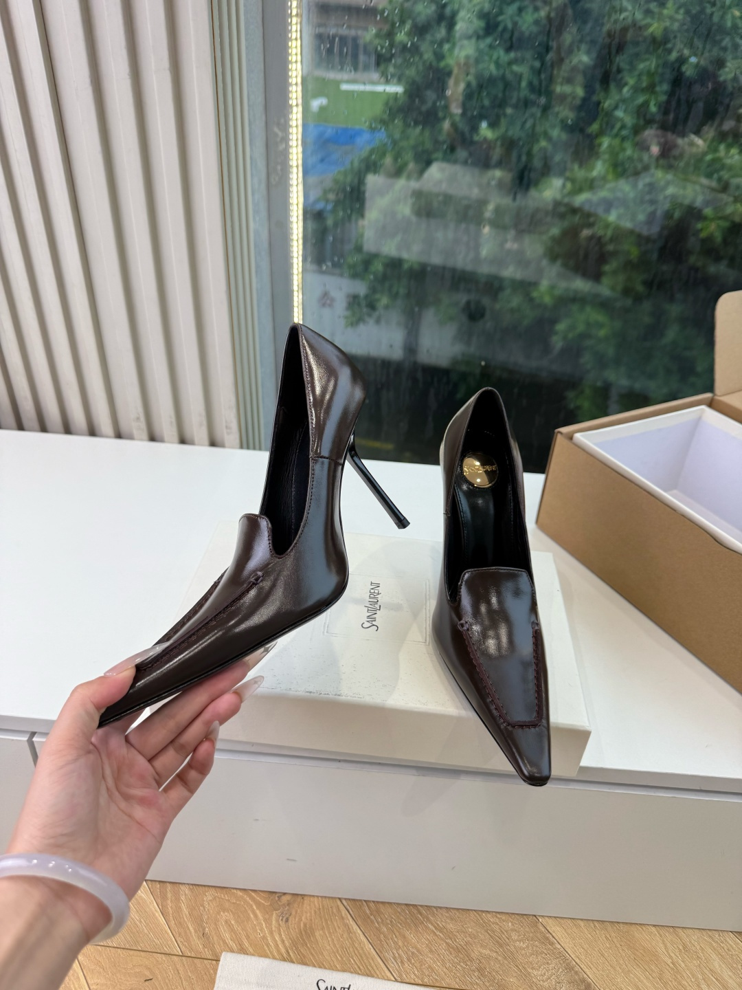 G288顶级品质Saint Laurent / 圣罗兰新款单鞋尖头高跟鞋YSL姐姐的美丽尤物高跟鞋 又是人间圣罗兰 Ro G288顶级品质Saint Laurent / 圣罗兰新款单鞋尖头高跟鞋YSL姐姐的美丽尤物高跟鞋 又是人间圣罗兰 Ro