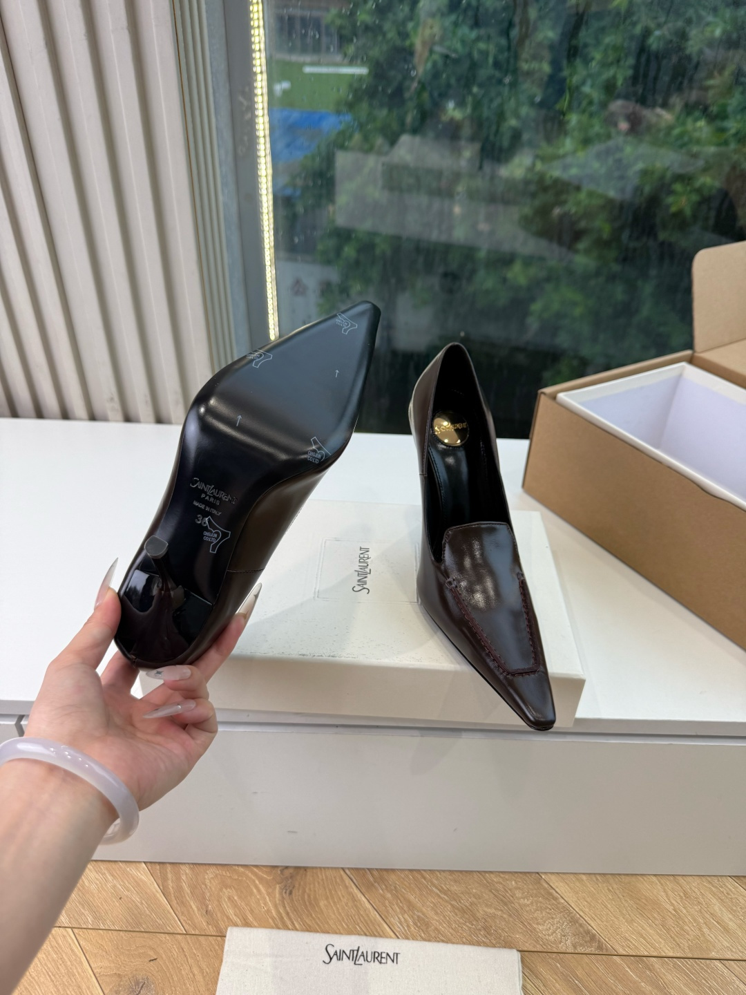 G288顶级品质Saint Laurent / 圣罗兰新款单鞋尖头高跟鞋YSL姐姐的美丽尤物高跟鞋 又是人间圣罗兰 Ro G288顶级品质Saint Laurent / 圣罗兰新款单鞋尖头高跟鞋YSL姐姐的美丽尤物高跟鞋 又是人间圣罗兰 Ro