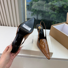 G288顶级品质Saint Laurent / 圣罗兰新款单鞋尖头高跟鞋YSL姐姐的美丽尤物高跟鞋 又是人间圣罗兰 Ro G288顶级品质Saint Laurent / 圣罗兰新款单鞋尖头高跟鞋YSL姐姐的美丽尤物高跟鞋 又是人间圣罗兰 Ro