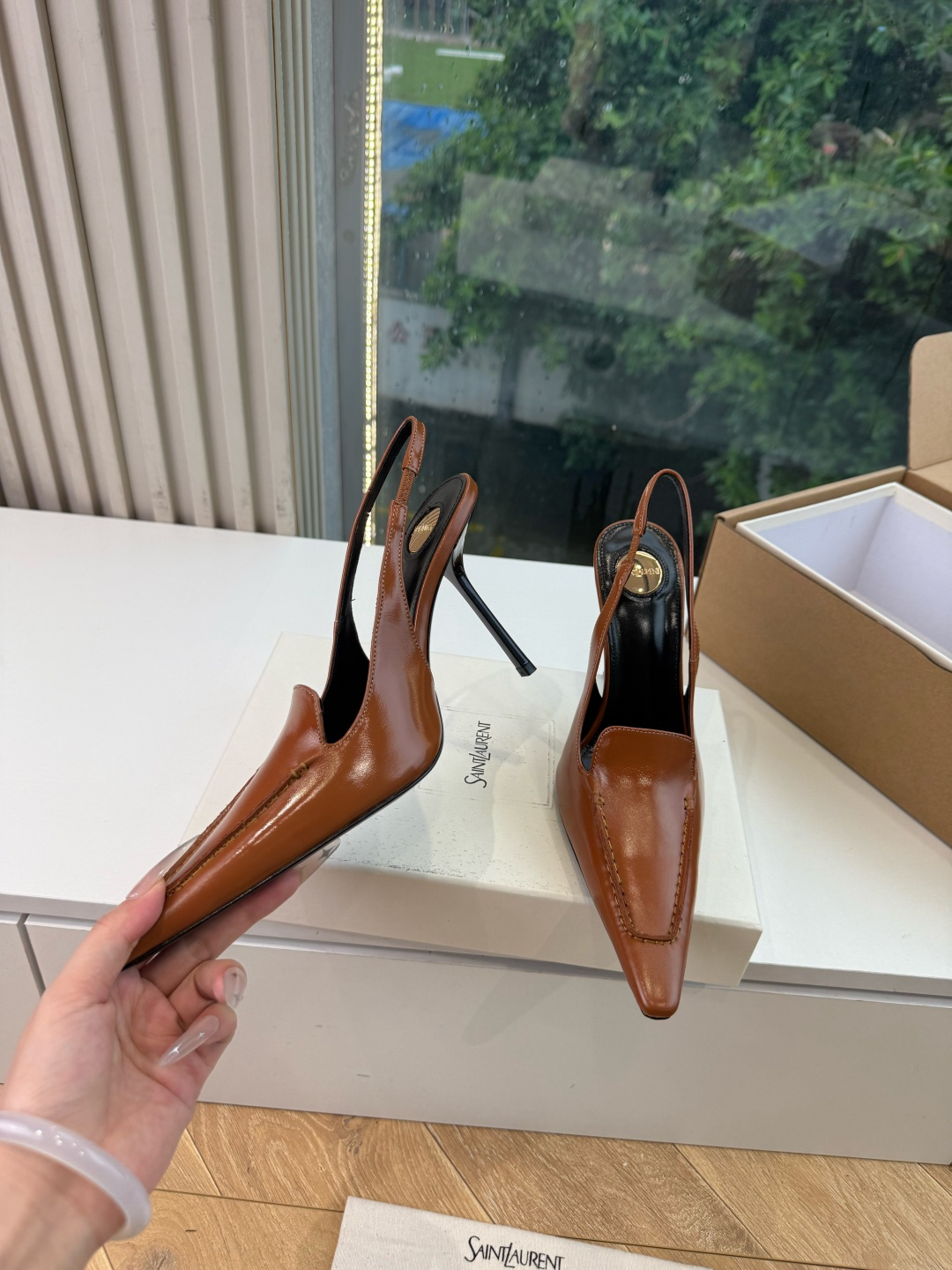 G288顶级品质Saint Laurent / 圣罗兰新款单鞋尖头高跟鞋YSL姐姐的美丽尤物高跟鞋 又是人间圣罗兰 Ro G288顶级品质Saint Laurent / 圣罗兰新款单鞋尖头高跟鞋YSL姐姐的美丽尤物高跟鞋 又是人间圣罗兰 Ro