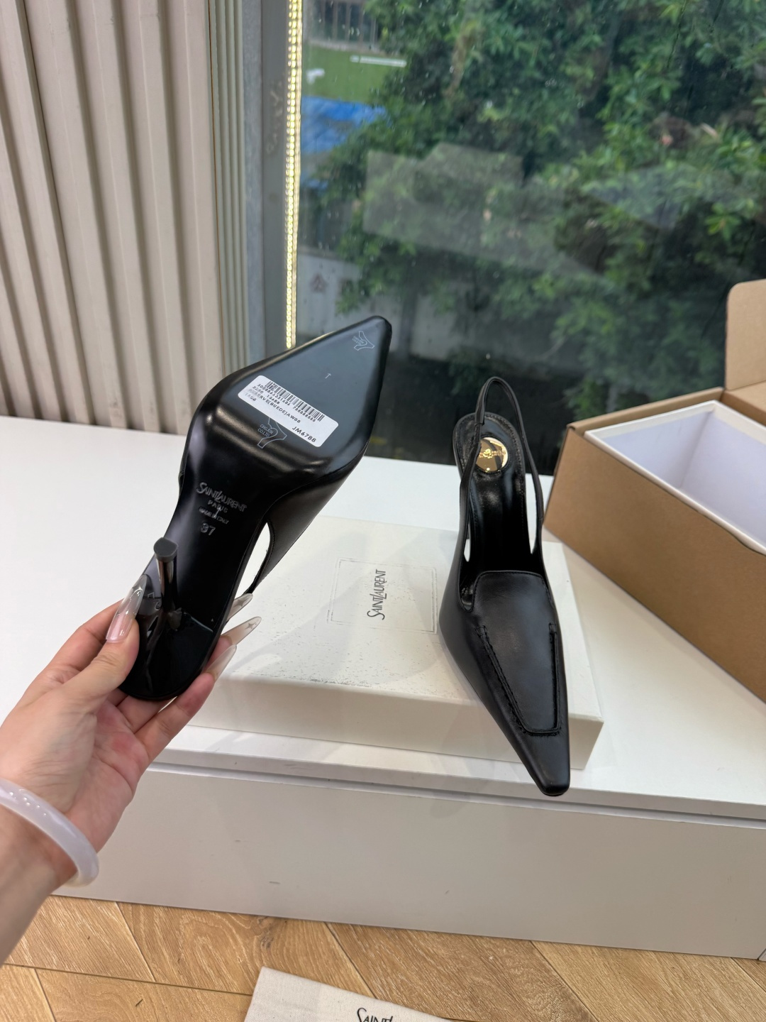 G288顶级品质Saint Laurent / 圣罗兰新款单鞋尖头高跟鞋YSL姐姐的美丽尤物高跟鞋 又是人间圣罗兰 Ro G288顶级品质Saint Laurent / 圣罗兰新款单鞋尖头高跟鞋YSL姐姐的美丽尤物高跟鞋 又是人间圣罗兰 Ro