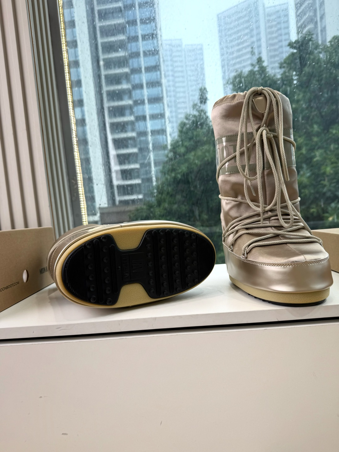G178Moon Boot/ 最新vs秋冬最新款雪地靴系丑萌毛毛雪地靴 忘了UGG吧,时髦人都在穿Moon Boot雪 G178Moon Boot/ 最新vs秋冬最新款雪地靴系丑萌毛毛雪地靴 忘了UGG吧,时髦人都在穿Moon Boot雪
