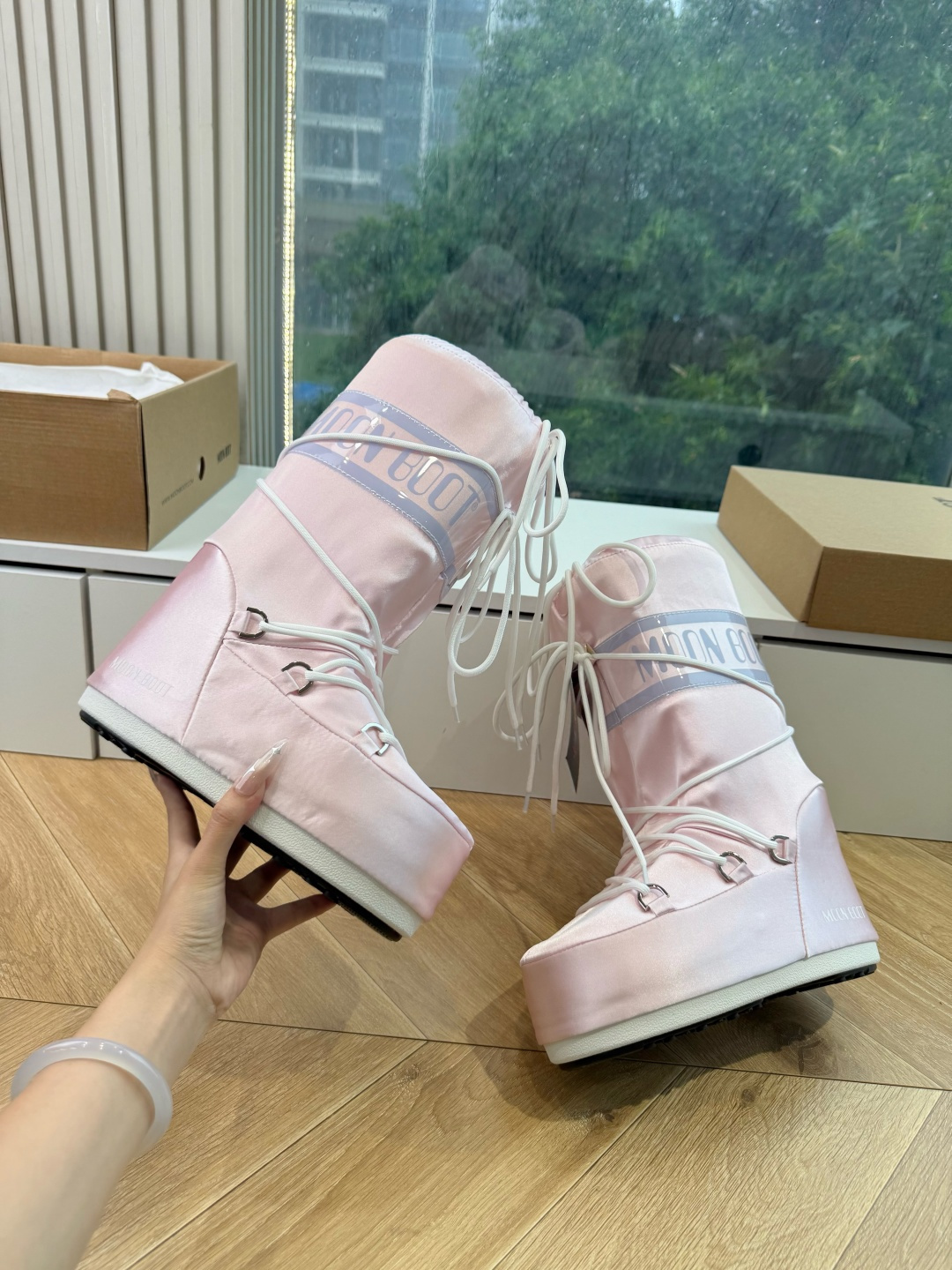 G178Moon Boot/ 最新vs秋冬最新款雪地靴系丑萌毛毛雪地靴 忘了UGG吧,时髦人都在穿Moon Boot雪 G178Moon Boot/ 最新vs秋冬最新款雪地靴系丑萌毛毛雪地靴 忘了UGG吧,时髦人都在穿Moon Boot雪