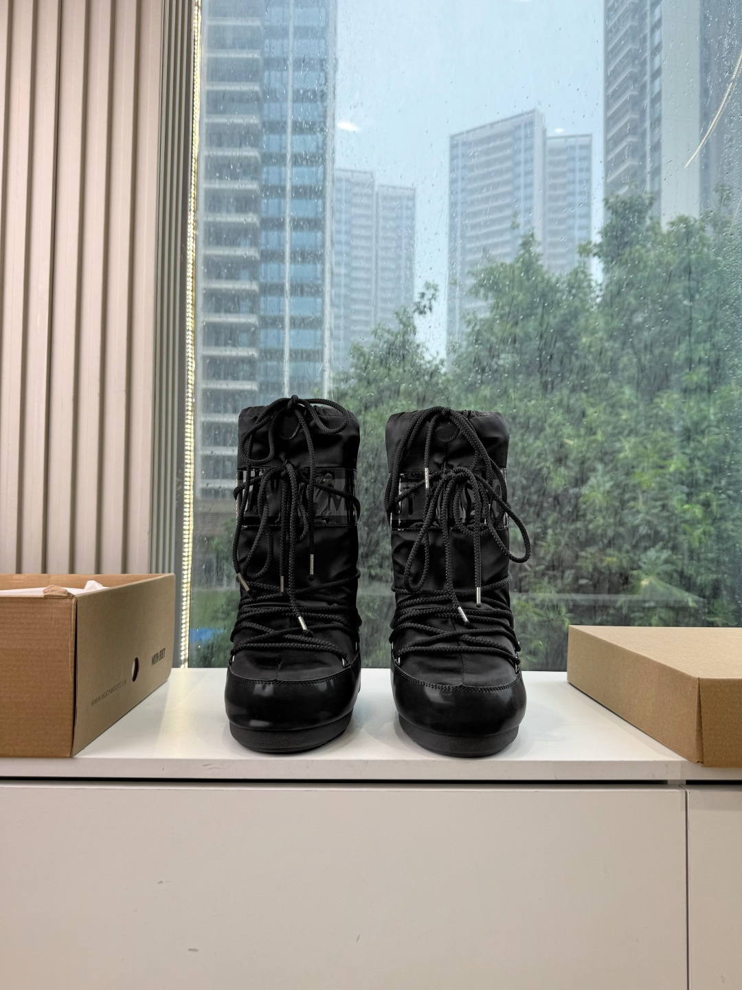 G178Moon Boot/ 最新vs秋冬最新款雪地靴系丑萌毛毛雪地靴 忘了UGG吧,时髦人都在穿Moon Boot雪 G178Moon Boot/ 最新vs秋冬最新款雪地靴系丑萌毛毛雪地靴 忘了UGG吧,时髦人都在穿Moon Boot雪