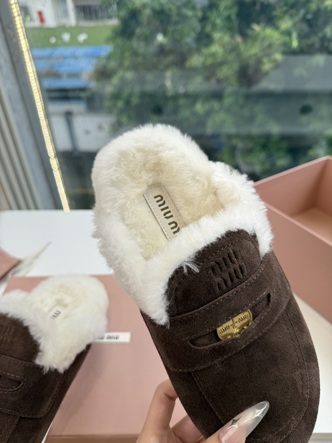 G顶级羊毛内里miumiu新款穆勒鞋进口羊毛雪地靴棉鞋单鞋 简约造型,超轻原版开模鞋底,脚感妥妥满分 好穿好搭, 鞋面: G顶级羊毛内里miumiu新款穆勒鞋进口羊毛雪地靴棉鞋单鞋 简约造型,超轻原版开模鞋底,脚感妥妥满分 好穿好搭, 鞋面: