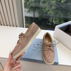 G887统一飞机盒顶级品质所见即所得Prada/普拉达新品复古三角标褶皱粗跟平底玛丽珍鞋乐福鞋 当米兰1913的经典基因 G887统一飞机盒顶级品质所见即所得Prada/普拉达新品复古三角标褶皱粗跟平底玛丽珍鞋乐福鞋 当米兰1913的经典基因