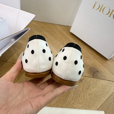 G269顶级品质 Dior 迪奥一眼就想要夏季单鞋简单大方‘低调奢华! 配上醒目的Chanristian Dior标志织 G269顶级品质 Dior 迪奥一眼就想要夏季单鞋简单大方‘低调奢华! 配上醒目的Chanristian Dior标志织