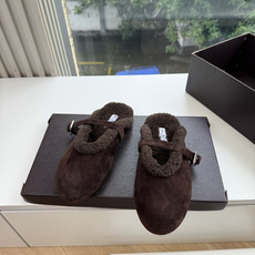 所见即所得G241代购级别原版购入法国一线奢侈品牌ALAIA 阿莱亚秋冬天真的要来咯!羊羔绒鞋~ Alaia奶呼呼的秋冬 所见即所得G241代购级别原版购入法国一线奢侈品牌ALAIA 阿莱亚秋冬天真的要来咯!羊羔绒鞋~ Alaia奶呼呼的秋冬