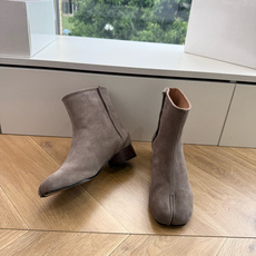 G077顶级品质Maison Margiel秋冬新款tabi分趾靴切尔西短靴 tabi分趾靴mm6夹趾鞋马吉拉分趾靴,牛 G077顶级品质Maison Margiel秋冬新款tabi分趾靴切尔西短靴 tabi分趾靴mm6夹趾鞋马吉拉分趾靴,牛